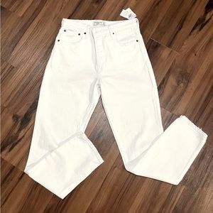 Abercrombie and Fitch High Rise White jeans NWT
